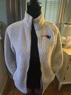 NE Patriots Sherpa Fleece Full-Zip Jacket with Team Logo - Cream